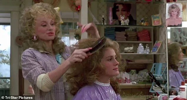 Les coiffeurs, nouveaux champions de la lutte contre le changement climatique au Royaume-Uni