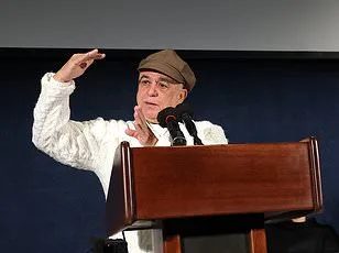 Des documents secrets révèlent un ovni au pôle sud