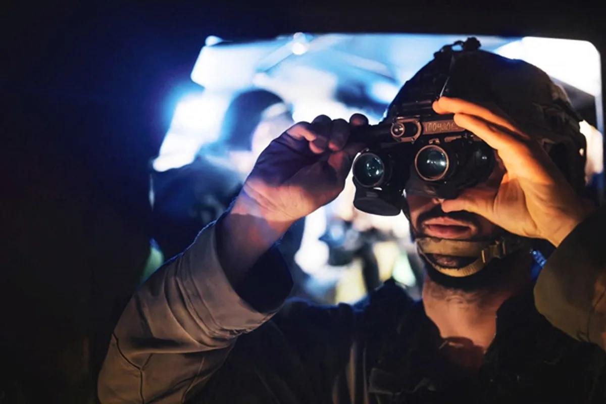 Israël lance une opération audacieuse par hélicoptère et intensifie les affrontements au Liban et en Syrie