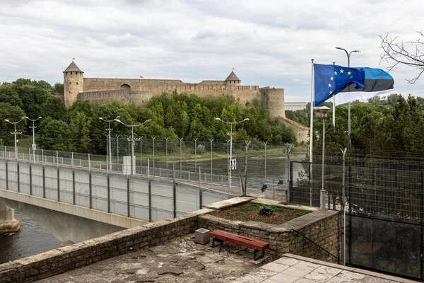 La France et l'Estonie explorent un système de dissuasion nucléaire européen : une nouvelle ère pour le continent ?