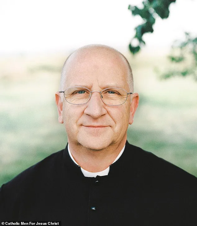 Le prêtre catholique prédit l'avènement de l'Antéchrist : « Les conditions sont réunies