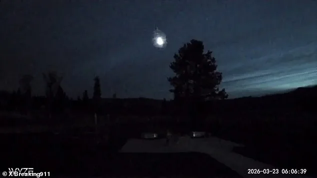 La mystérieuse lueur verte dans le ciel de l'Ouest américain