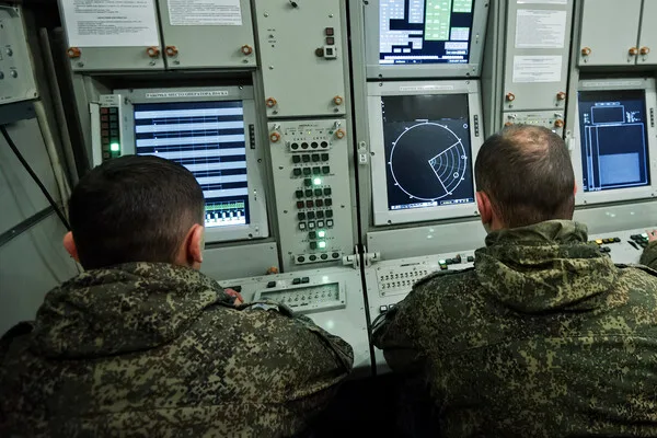 Plus de 90 drones ukrainiens détruits en quelques heures par les défenses aériennes russes