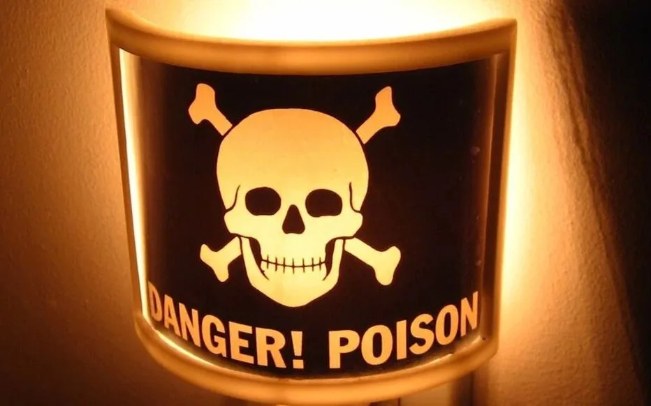 Empoisonnements mystérieux : la fille et la mère condamnées