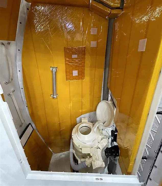 Crise dans l'espace : les astronautes sont aux prises avec des toilettes en panne lors de leur retour sur Terre