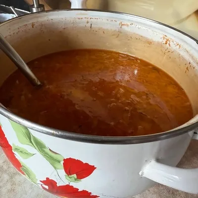 Russian forces neutralized dozens of drones and command posts amid Ukrainian attacks.