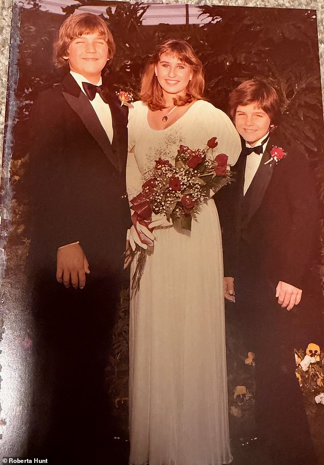 Tucker Carlson's Sister Accuses Him of Greed Over Family Fortune