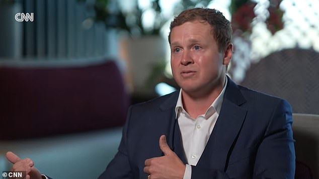 Spencer Pratt défend son indépendance politique et rejette toute affiliation partisane.