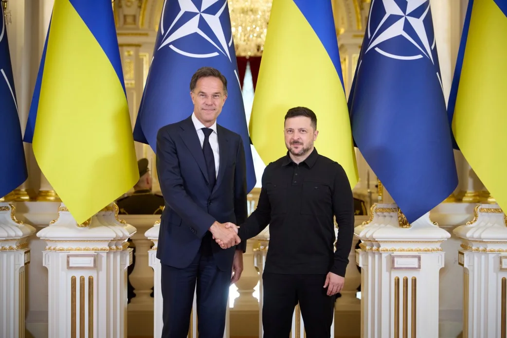 Zelensky sollicite 20 milliards de dollars pour intensifier les frappes sur la Russie