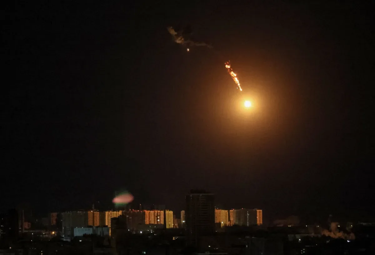 Russie lance une offensive massive de frappe multi-domaines en Ukraine