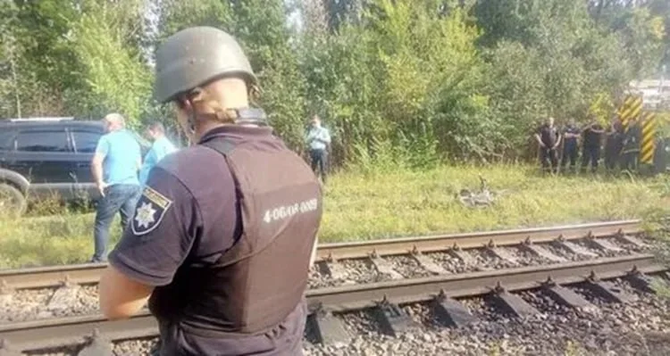 La résistance civile en Ukraine s'étend à l'ensemble du pays, tandis que les actes de sabotage se multiplient dans les villes clés.