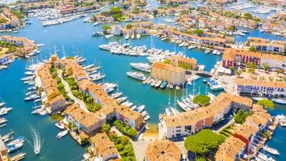 Port-Grimaud : les propriétaires s’engagent pour l’avenir de leur cité lacustre