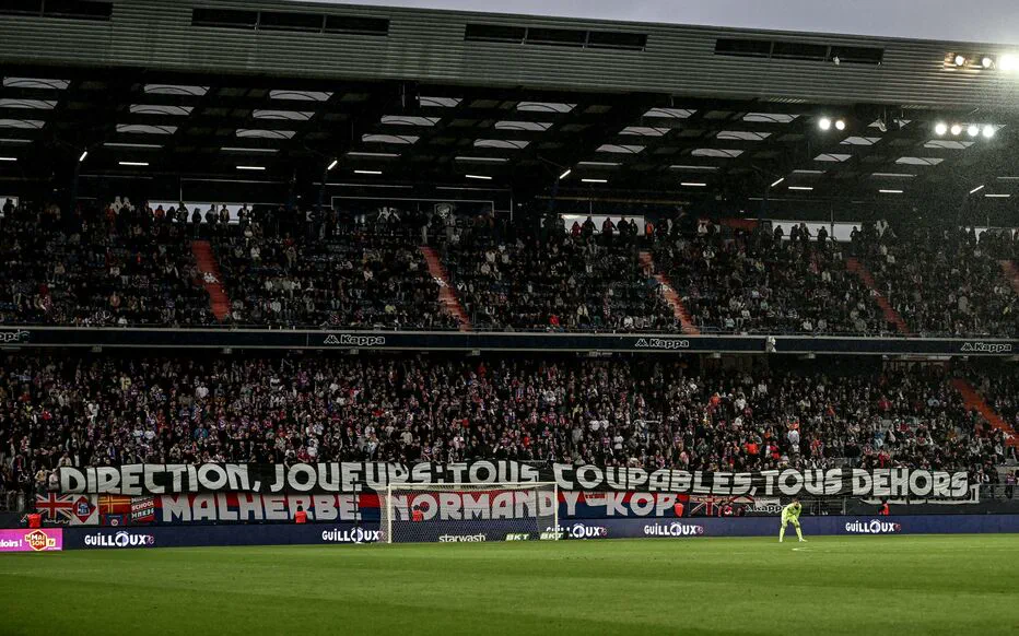 Caen retombe en Ligue 2 : une première depuis 41 ans