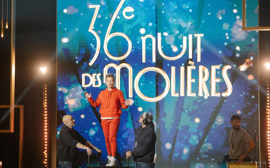 Caroline Vigneaux brille lors des 36e Molières