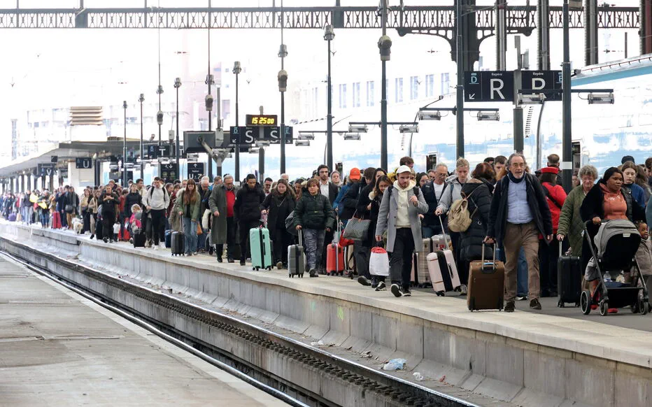 Conflict à la SNCF : pas d'issue en vue pour les voyageurs