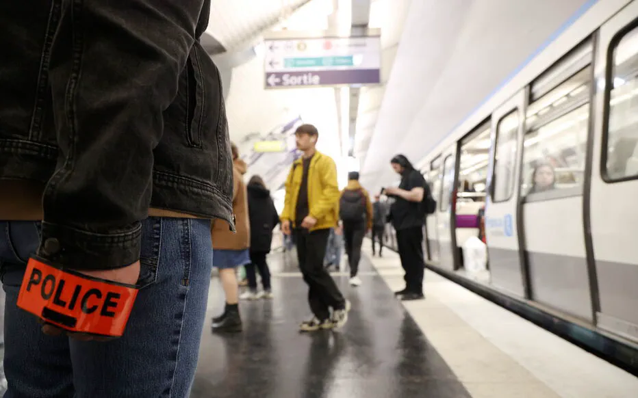 Drame dans le métro parisien : la piste du suicide d'un adolescent