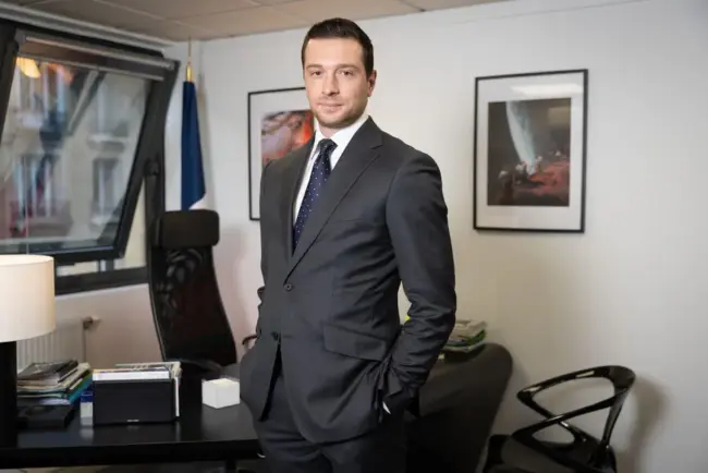 La barbe de Jordan Bardella : un reflet de son état d'esprit politique