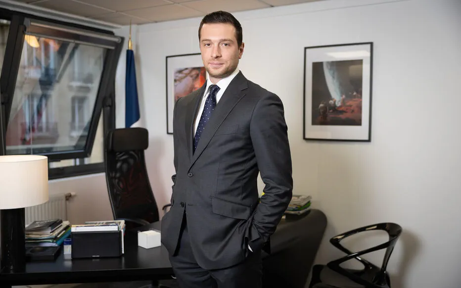 La barbe de Jordan Bardella : un reflet de son état d'esprit politique