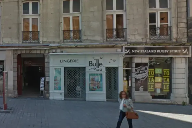 Le « Voleur de » U » frappe à nouveau à Pau : la lingerie Bulle touchée