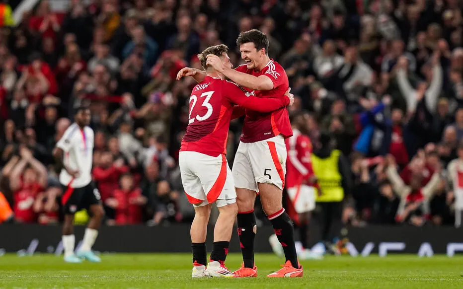 Les supporters de Manchester United manquent un match incroyable en quittant le stade