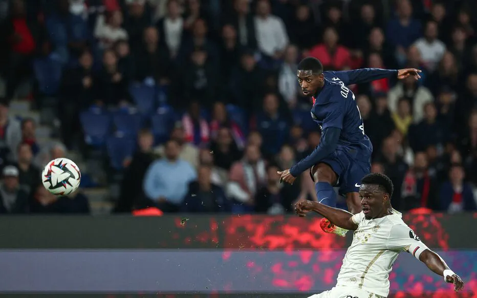 Ousmane Dembélé brille malgré la défaite du PSG
