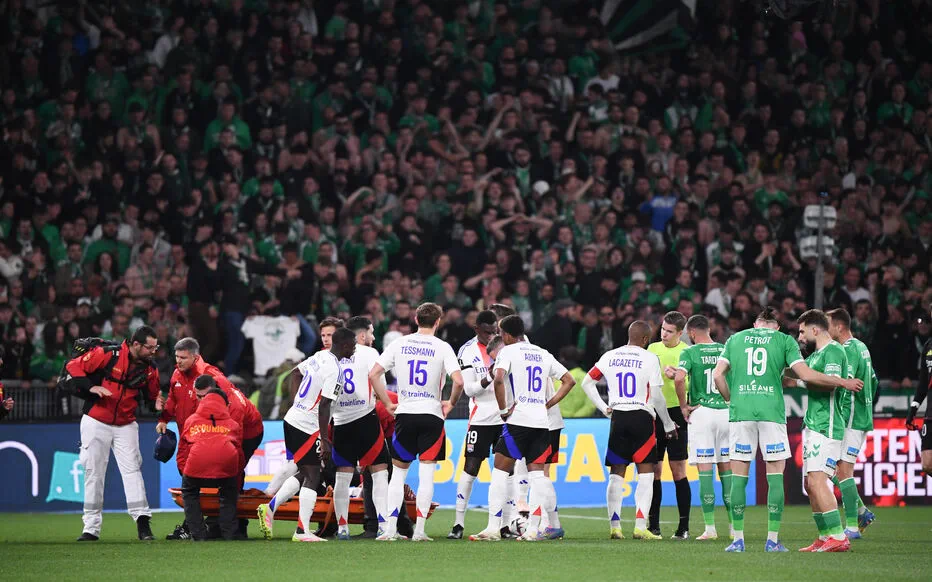 Remise en cause d'un carton rouge : l'intervention de la VAR fait basculer le match