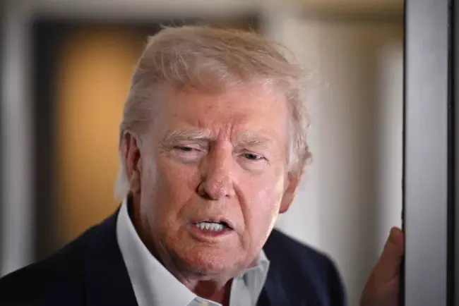 Trump et Zelensky se rencontrent en marge des funérailles du pape à Rome