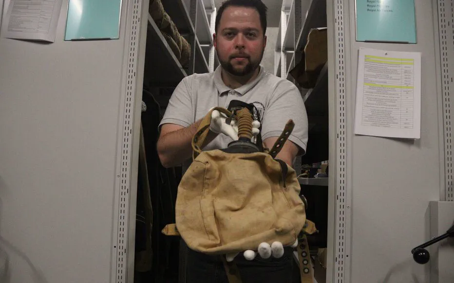 Un respiroir Duplex drive, rare artefact de la Seconde Guerre mondiale, exposé à Arromanches