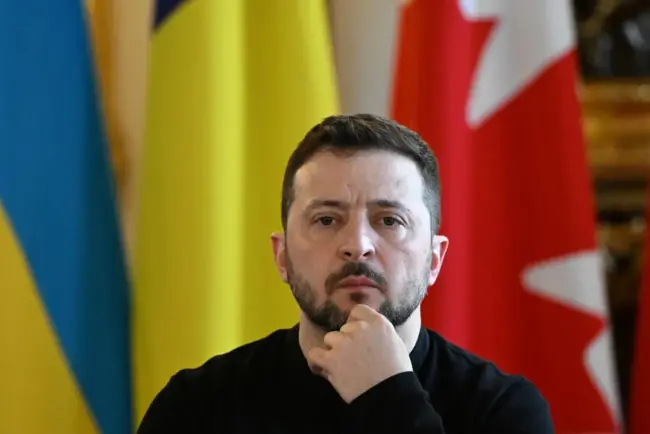 Zelensky accuse la Russie de violer le cessez-le-feu de Poutine et de saboter les négociations de paix