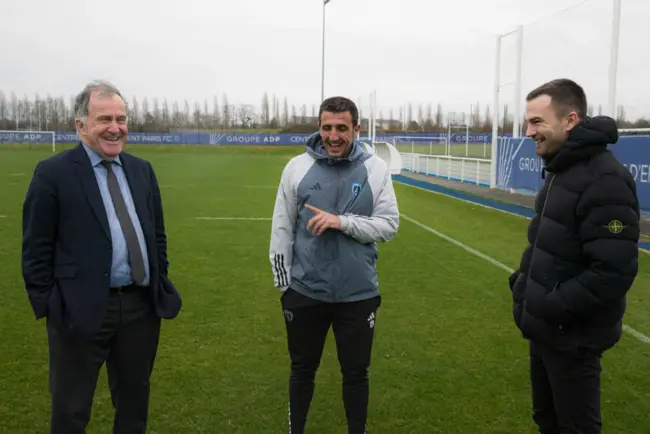 La montée historique du Paris FC : le fruit d'un travail collectif et de dirigeants visionnaires