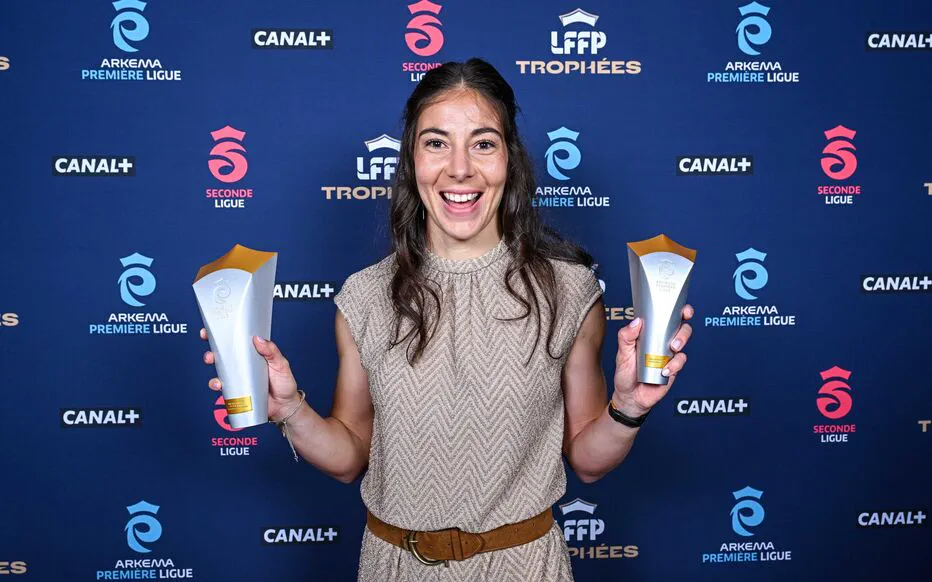 L'élimination de l'équipe de France de football aux Jeux olympiques : Clara Mateo, une passionnée au bord du terrain