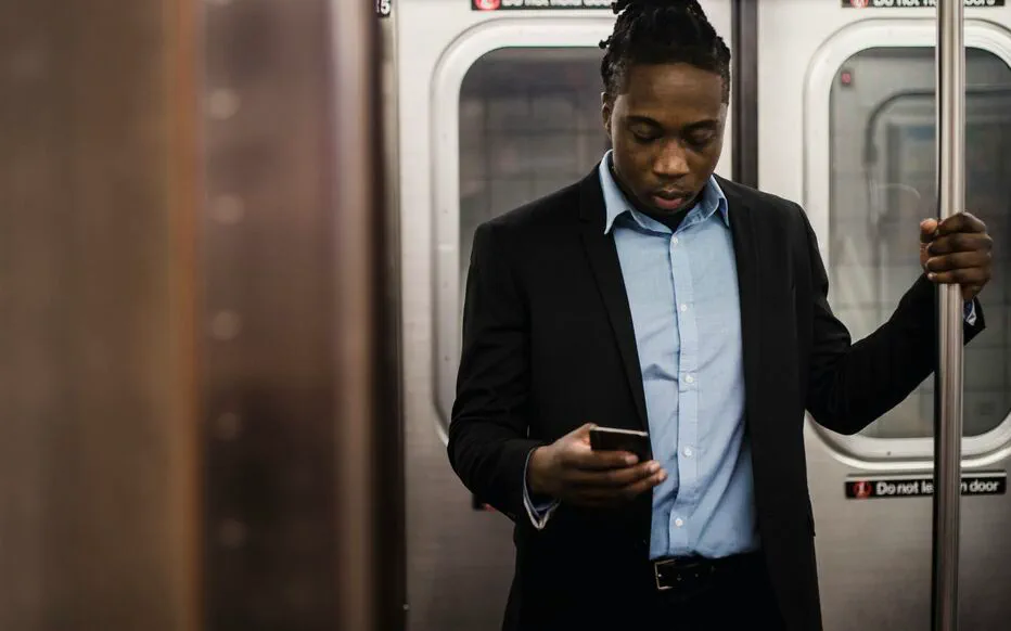 Trouver l'amour à l'ère numérique : comment les sites de rencontre façonnent le paysage des rencontres