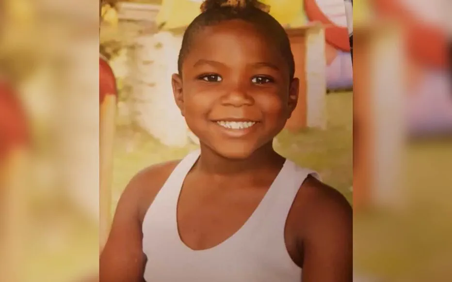 Aboubacar, 18 ans, mort sous les coups de la 'chicotte': la justice juge le père du garçon