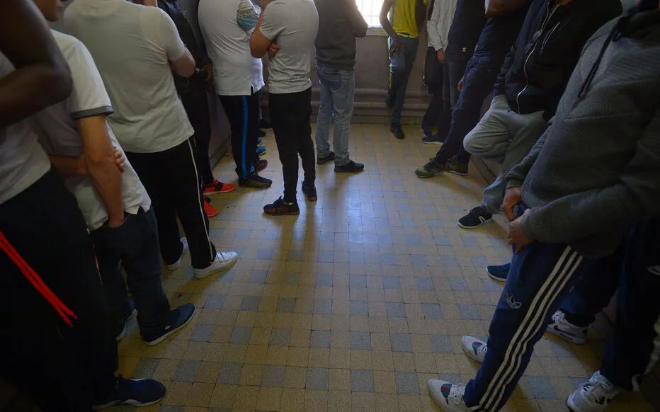 Alerte sur la surpopulation carcérale : des conséquences graves selon Stéphane Gély