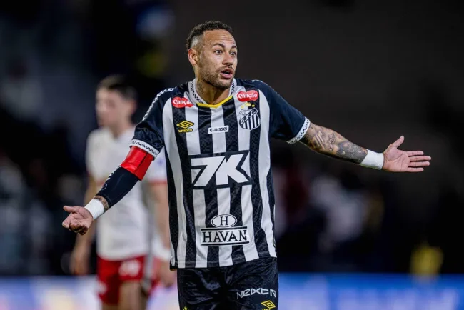 Ancelotti encourage Neymar à se préparer pour la Coupe du Monde 2026