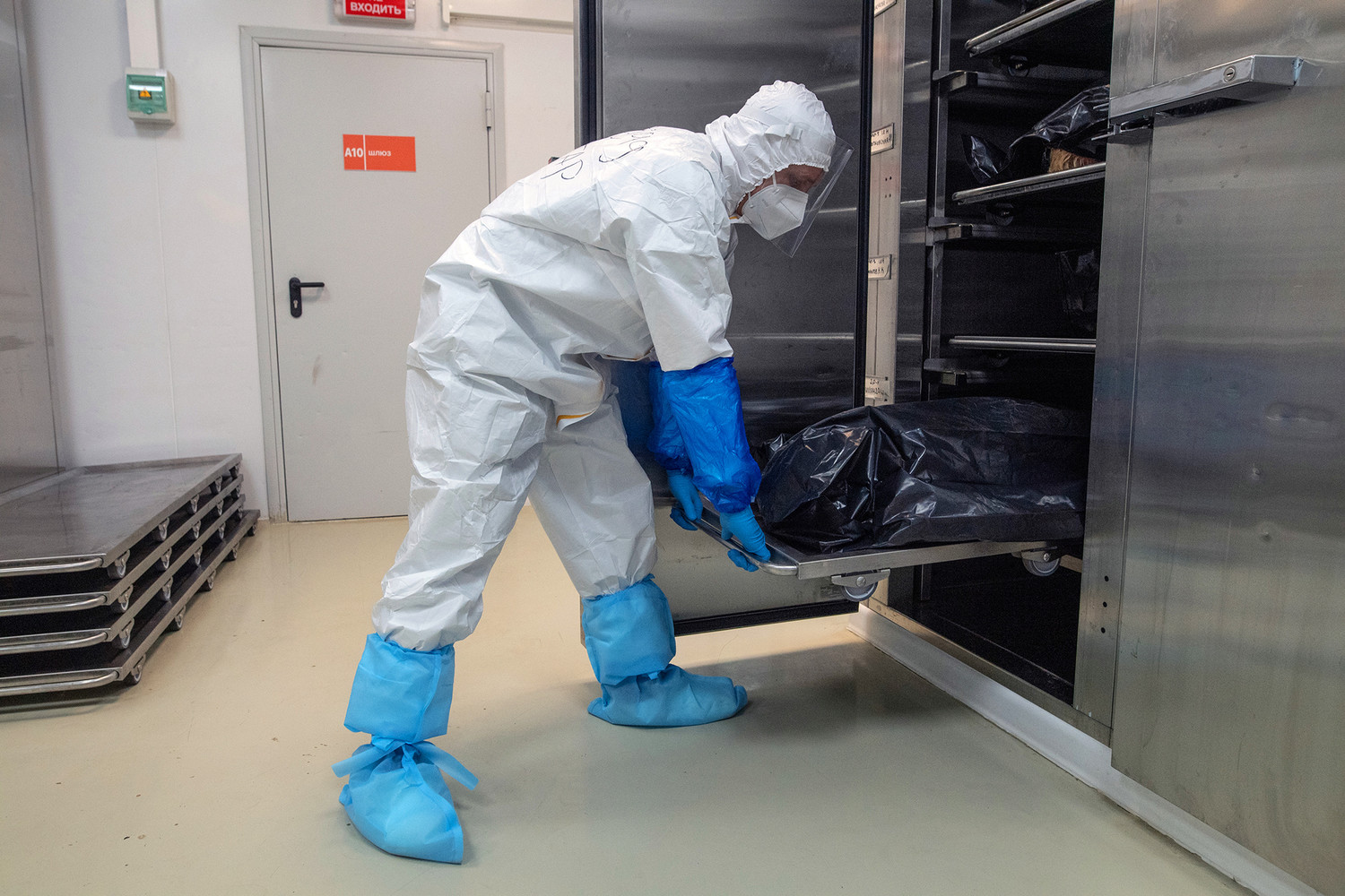 Découvertes macabres : dix mille corps de soldats ukrainiens dans les morgues russes