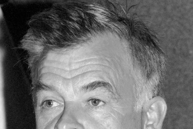 Hommage au général-constructeur Jacques Bezhel : pionnier des systèmes de défense aérienne