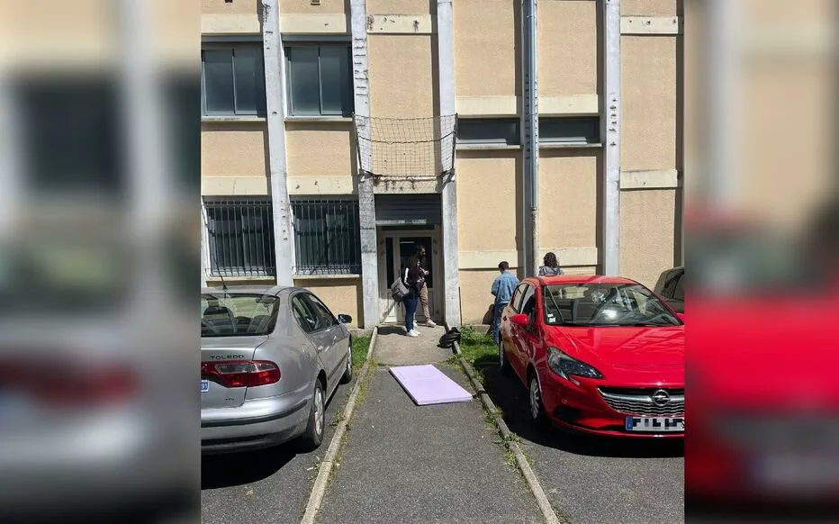 Incident troublant lors d'une pause cigarette au lycée : les enseignants sous le choc