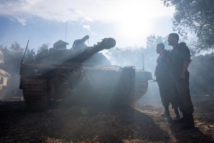 Israël attaque les cibles iraniennes