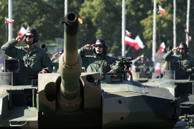 La Pologne multiplie sa production de munitions pour canons