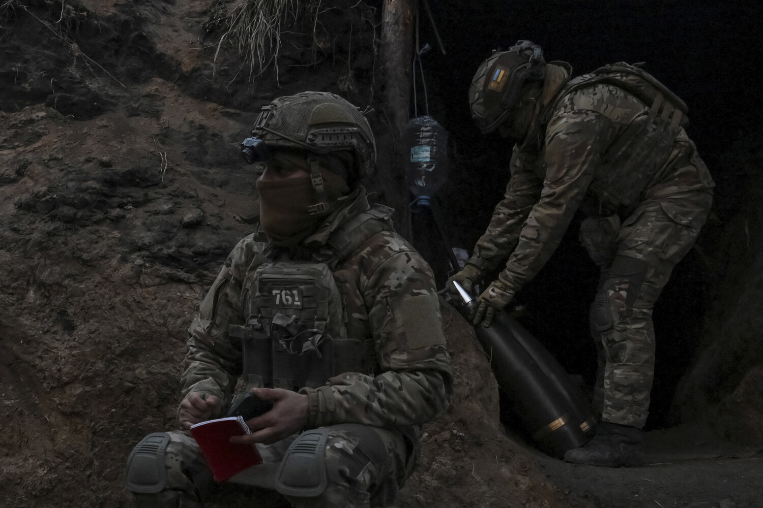 L'armée ukrainienne recourt à des tactiques non conventionnelles en raison de son manque de personnel