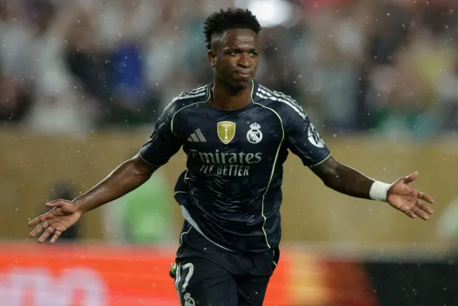 Le Real Madrid écrase Salzbourg grâce à la vue de Vinicius