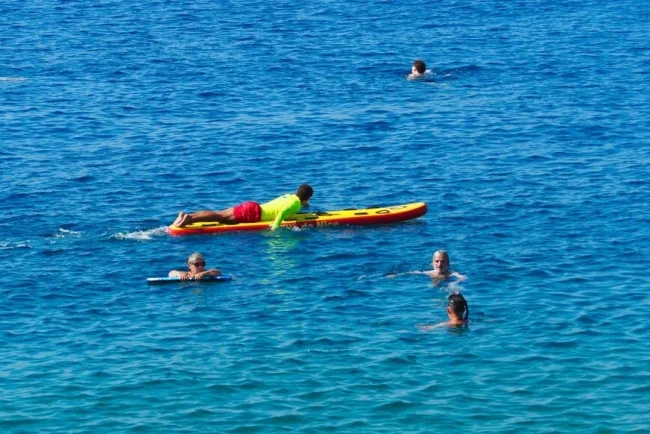 Les dangers des baignades et de la chaleur intense : restez en sécurité cet été !