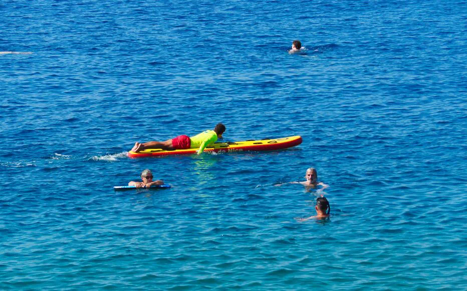 Les dangers des baignades et de la chaleur intense : restez en sécurité cet été !