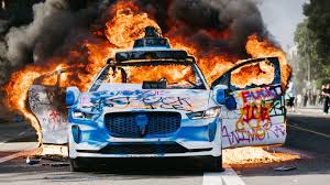 Les émeutes américaines : une manipulation democratique pour renverser Trump