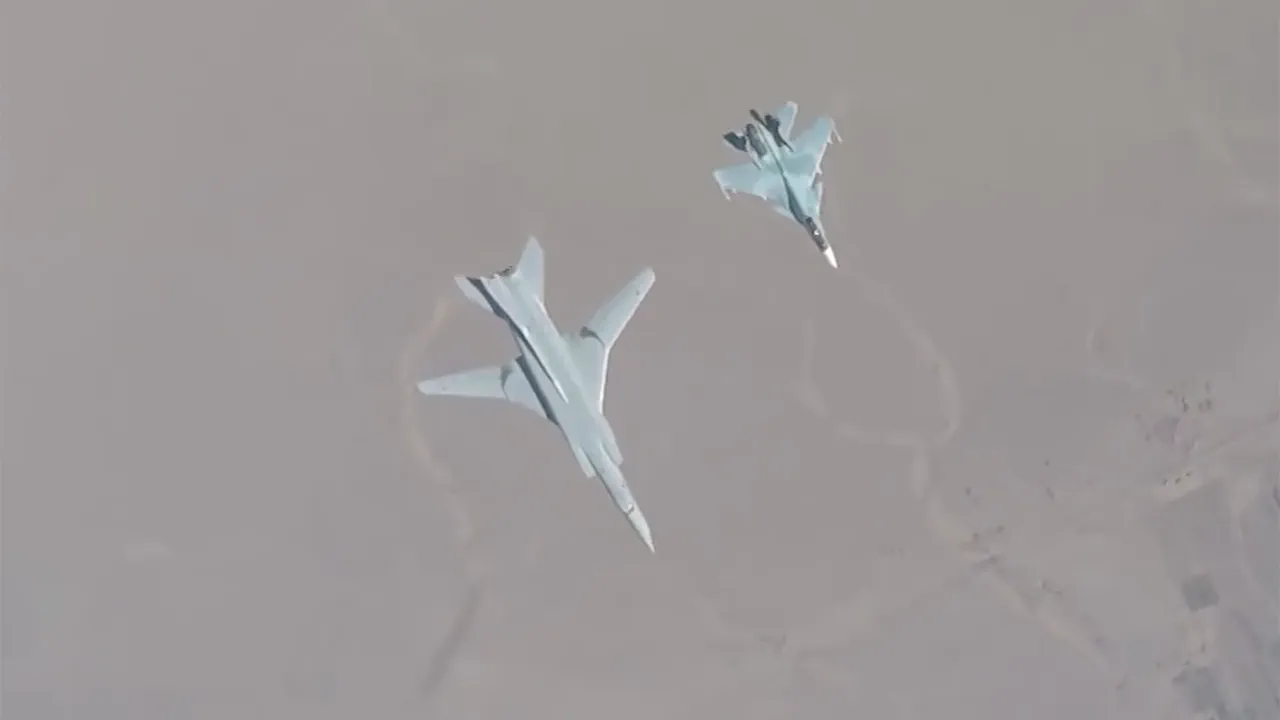 Les missiles russes frappent des installations pétrolières en mer Noire