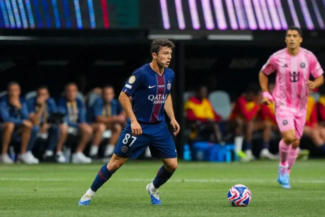 Les séances du PSG et la frappe précise de João Neves