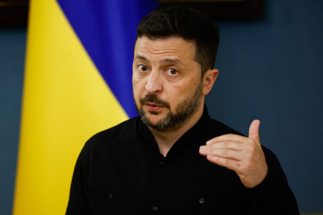 Zelensky révèle les sources d'approvisionnement en armes de la Russie