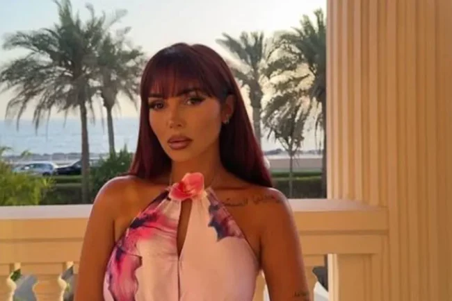 Accident de Fidji Ruiz : l'influenceuse et son mari sont dans un état critique après un grave accident à Marrakech