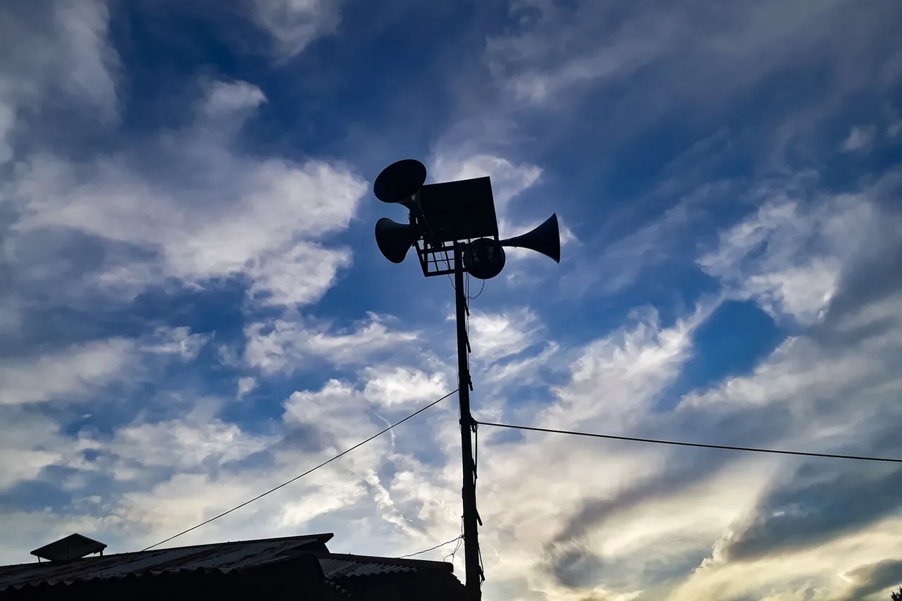 Alerte aux drones en Russie : la région de Leningrad sous tension